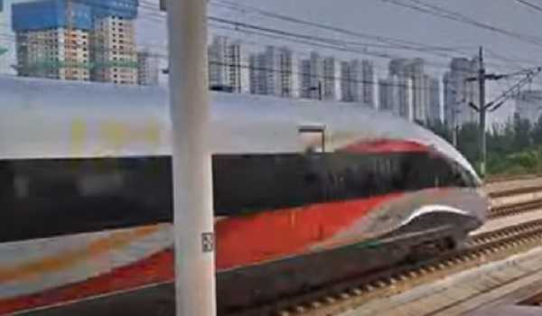 First 350-km/h high-speed rail launched in mountainous Guizhou
