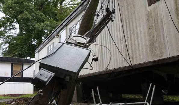 Over half million houses left without power due to bad weather on US East Coast