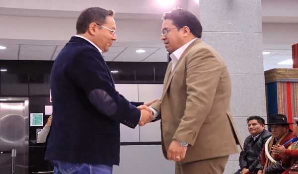 Bolivian president swears in new attorney general