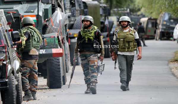 Infiltration bid foiled, 2 militants killed close to Kashmir LoC