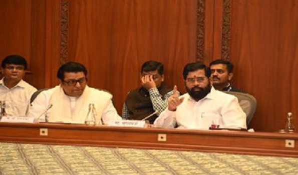 Raj Thackeray’s delegation meets Shinde