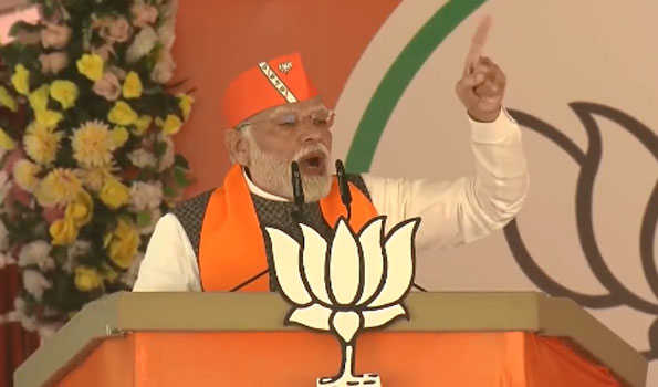 Kharge run by remote just like Manmohan: PM Modi