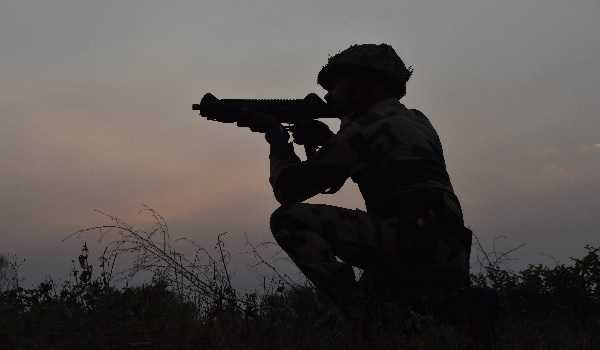 J&K: Pak fires unprovoked, BSF retaliates in Ramgarh sector of Samba