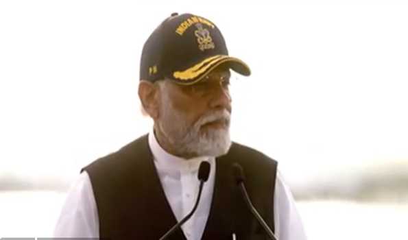 PM Modi unveils Chhatrapati Shivaji Maharaj’s statue at Rajkot fort in Sindhudurg