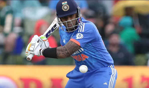 Suryakumar leaves rivals in his wake with further T20I rankings push