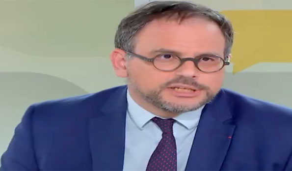 French HM files resignation over new tough immigration law
