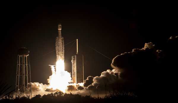 SpaceX Says Falcon Heavy Carrying US 'secret Orbital Plane ...