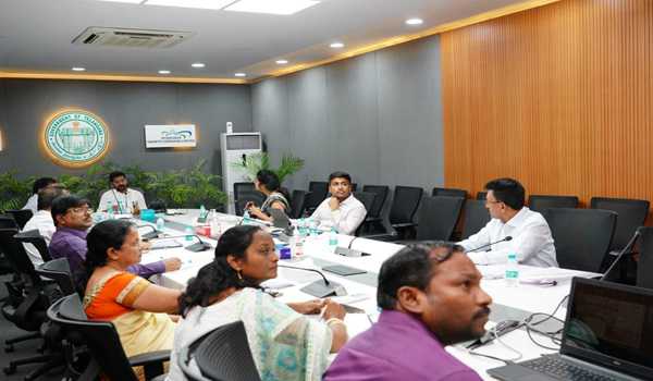 Hyd: CM Reddy directs to complete Musi River front development in 36 months