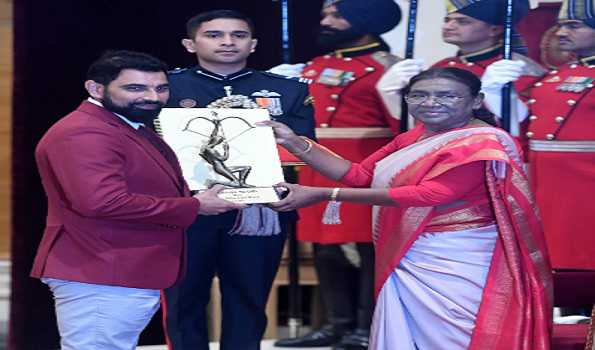 Prez Murmu presents National Sports Awards 2023; Mohammad Shammi receives Arjuna Award