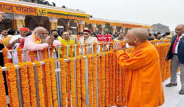 Devotees & dignitaries arrive in Ayodhya for Pran Pratishtha ceremony
