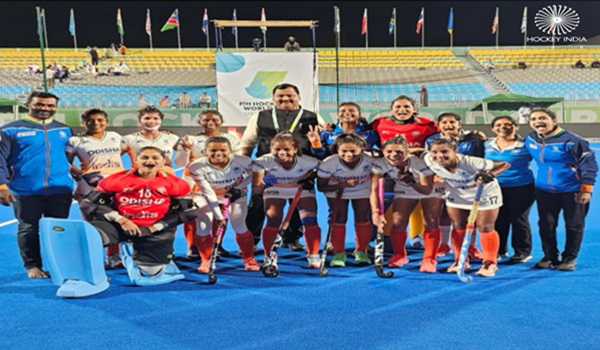 Indian women’s hockey team defeats S Africa in Semi-Final