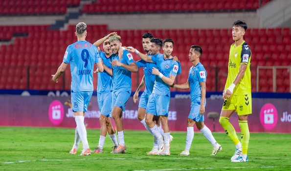 ISL: Mumbai City FC inches closer to League Shield