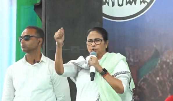 Mamata dubs Cal HC order “illegal” ; BJP demands her resignation