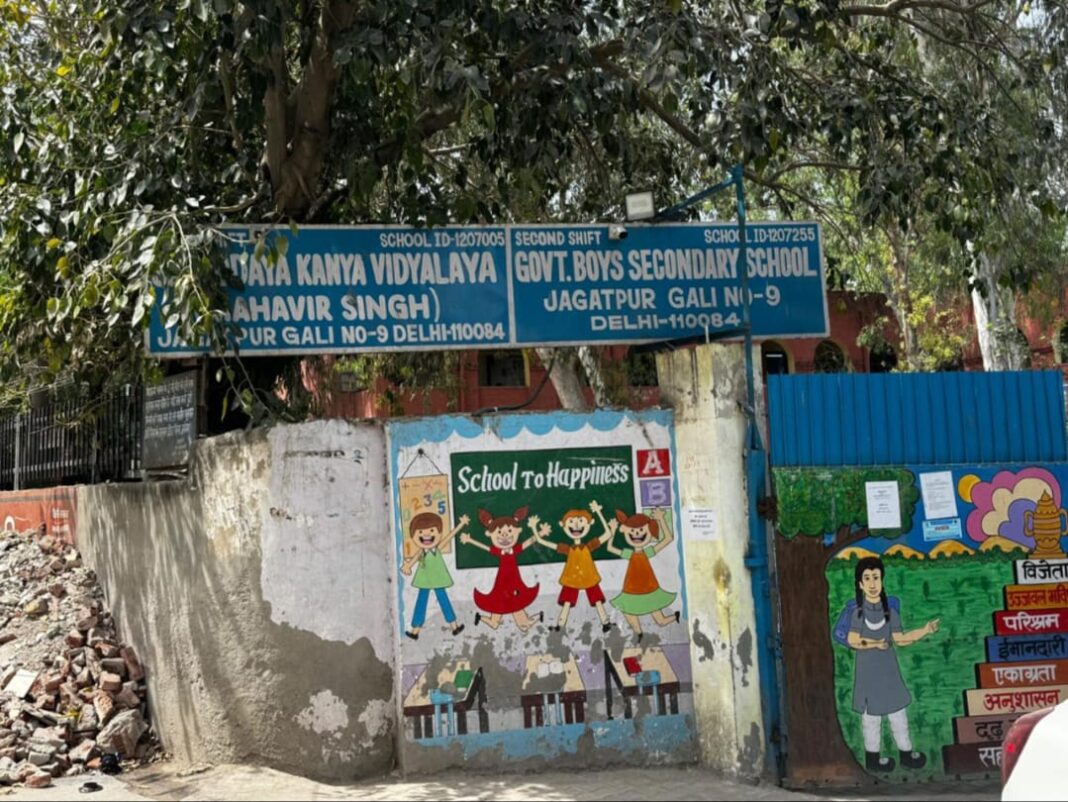 ‘World-Class’ govt schools of Delhi exposed by Advocate Ashok Agarwal