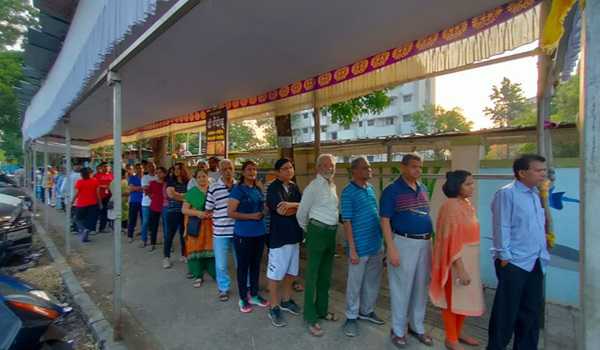 Approx 17.51 pc polling in Maha amid ‘voter bribing’ plaints against BJP