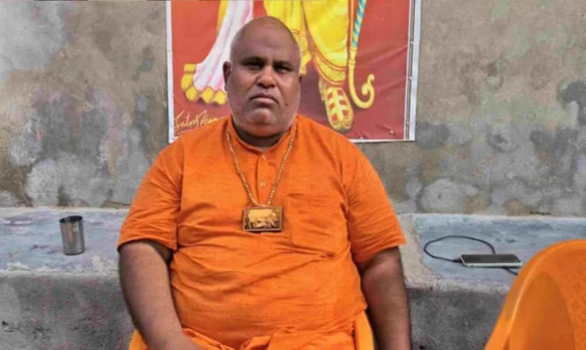 Muslims stab Pujari repeatedly in Faridabad, chop off tongue, police file FIR on Bittu Bajrangi for showing support