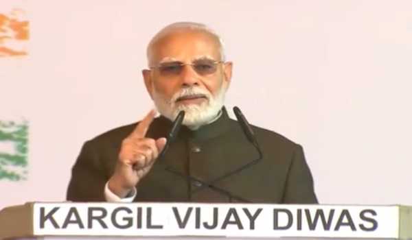 Pak has not learnt from past defeats: Modi