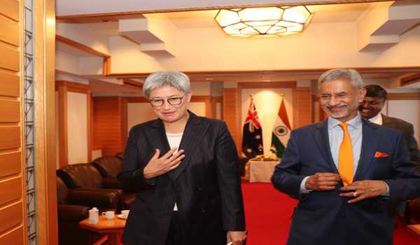 EAM, Australian FM discuss steps to intensify security, trade, education ties