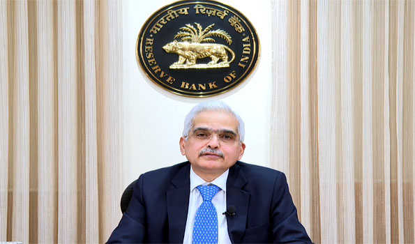 RBI maintains GDP growth at 7.2 pc; cautions on global challenges