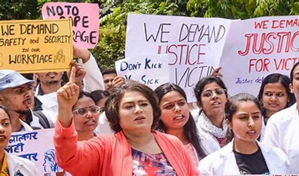 Kolkata: Doctors march from CBI office to health secretariat