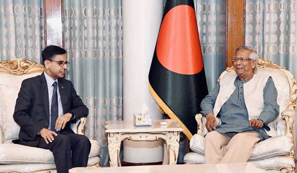 BNP, students blame India for flood situation as Indian High Commissioner pays courtesy call on Yunus