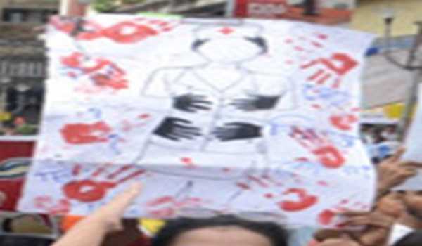 Doctors continue protest despite arrest of Kolkata hospital’s ex-principal