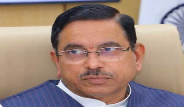 Pralhad Joshi rebukes Karnataka Lokayukta top cop for remarks on Kumaraswamy