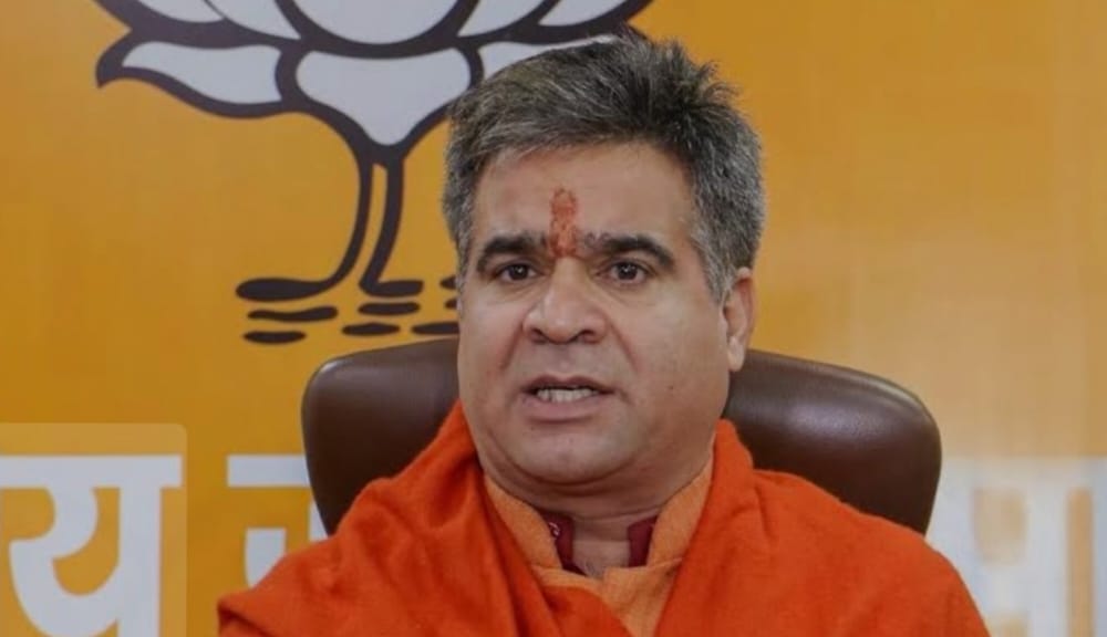 Ravinder Raina Faces Stiff Competition From Ex-BJP Colleague in Nowshera.