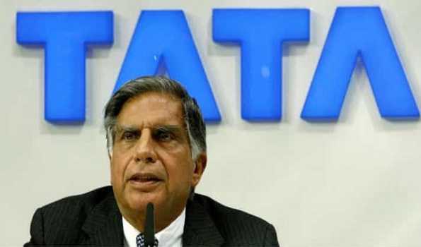 Common people, industry leaders pay homage to Ratan Tata in Mumbai