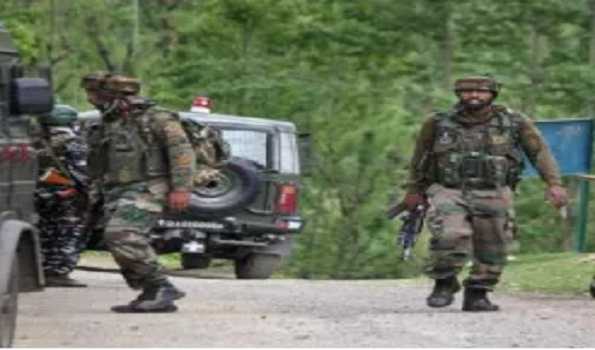 J&K: Gunbattles rages in Kupwara