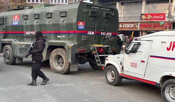 Militant killed in ongoing Kashmir gunbattle