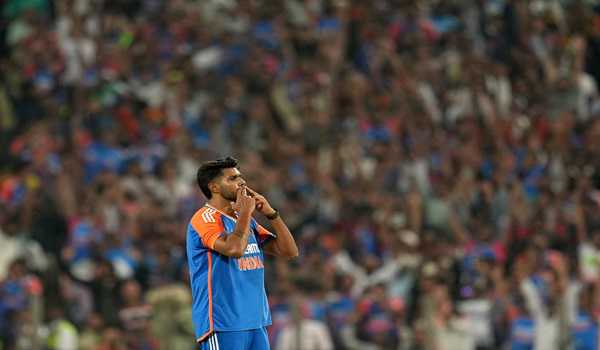 India’s concussion sub call leaves Eng camp fuming
