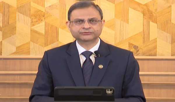 Global economic challenges putting pressure on Indian economy : RBI
