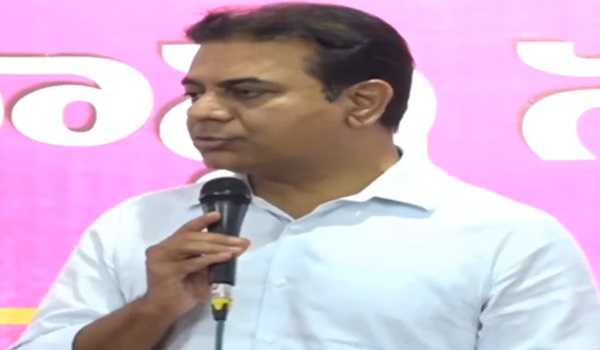 People of Telangana angry with Cong Govt: KTR