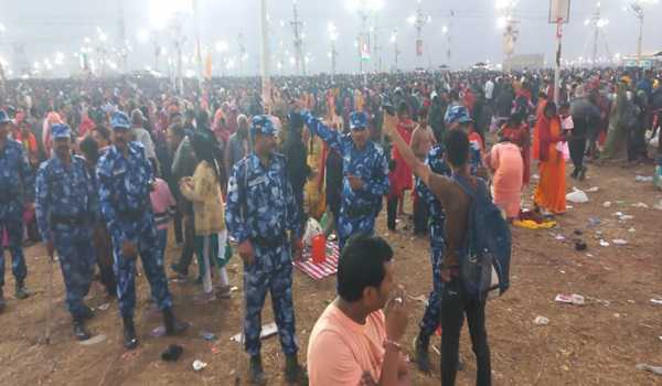 CRPF jawans stand guard over devotees safety at Maha Kumbh