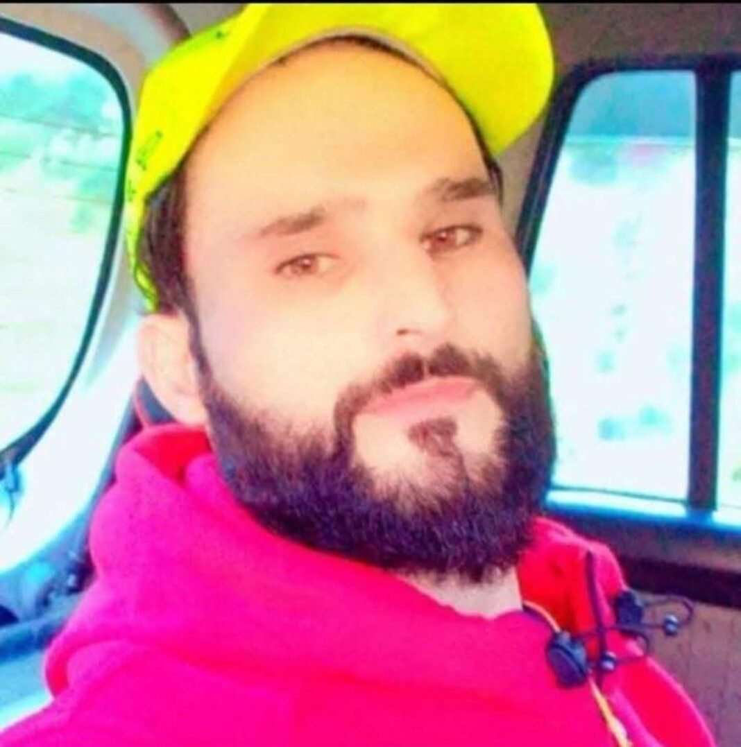 Truck driver killed in Firing incident in Incident Near Baramulla.