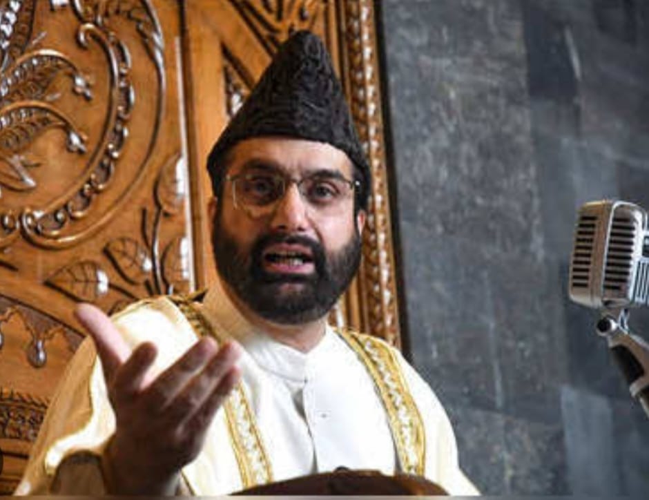 KashmirAfter large scale arbitrary arrests, deaths of Kathua youth and Sopore truck driver highly condemnable, says Mirwaiz.