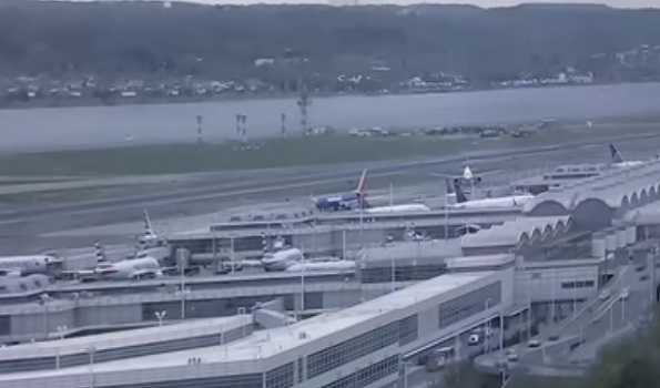 Two planes bump wings at Washington D.C.’s Reagan airport; no injuries reported