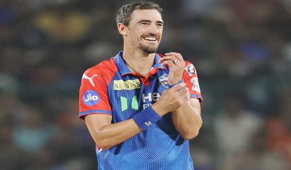 DC win super over thriller as Stubbs seals in style