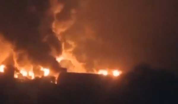 Israeli warplanes strike Yemeni port city after Houthi attack near Tel Aviv airport