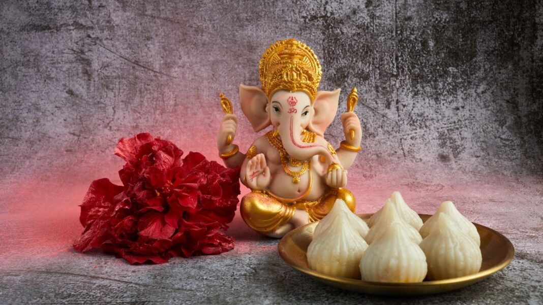 Eggs Thrown at Ganesh Murti in Vadodara, Three Muslim Accused Caught