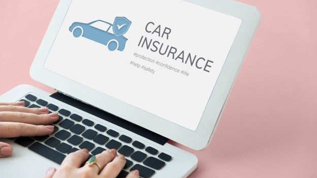 Why Is Return-To-Invoice Cover Different from Regular Own-Damage Protection? Diagram showing Return-To-Invoice cover benefits over regular own-damage protection